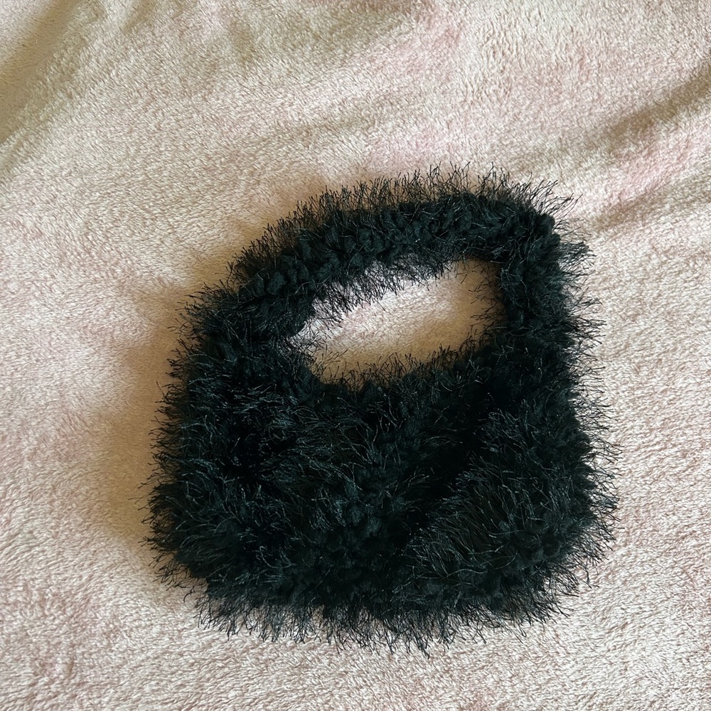 Black Fuzzy Purse SHEIN